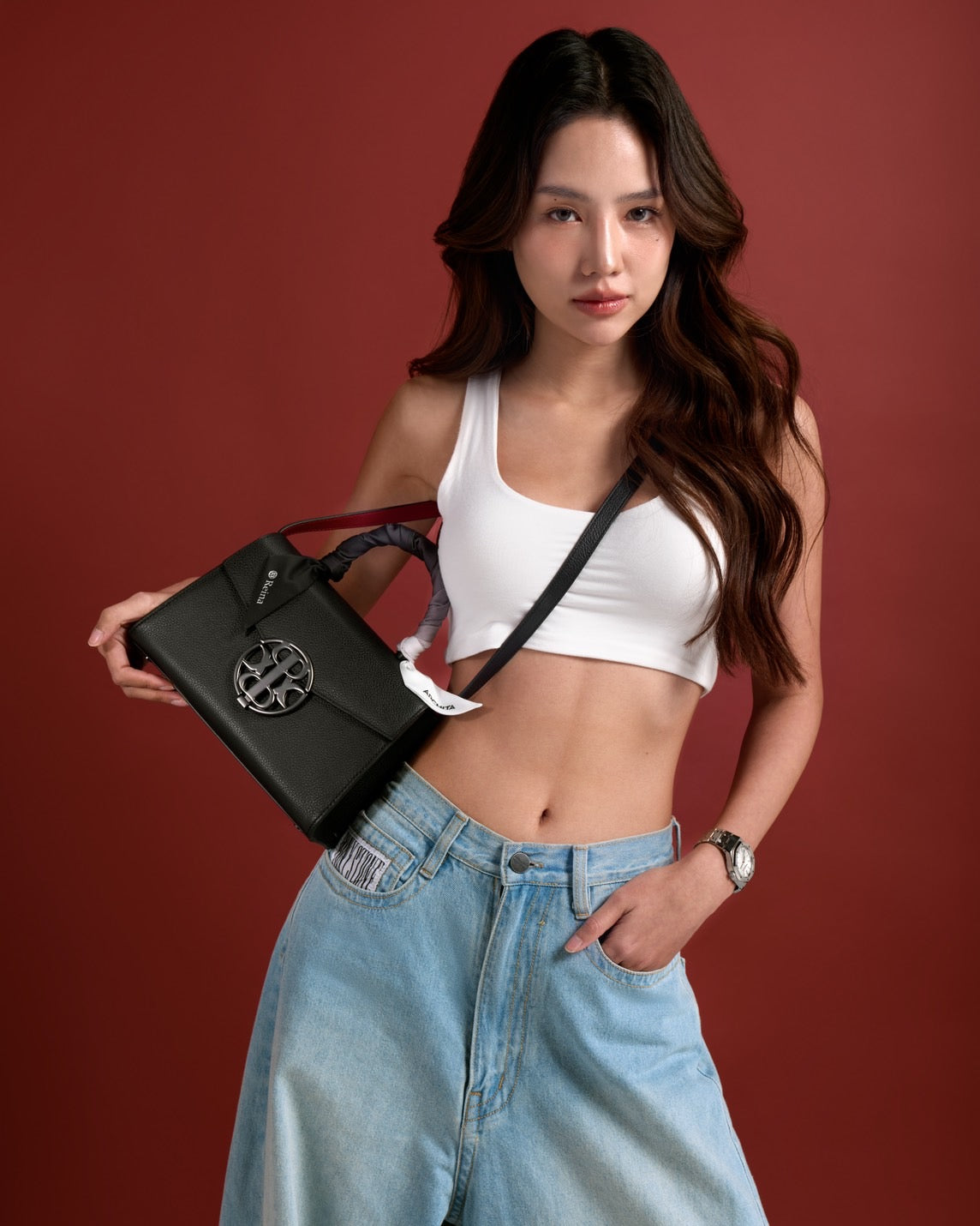 เฉดสีของ Miss Reina ของเรา - ARCHITA